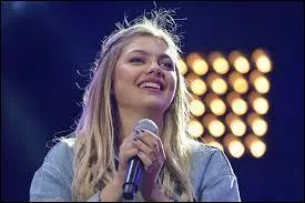 Combien a-t-elle fait de titres ?