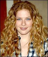 Quel personnage interprete cette actrice ?