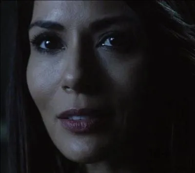 Quelle est la véritable identité de sa mère ?