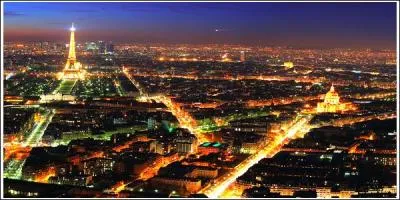 En 1980, qui a chanté "À Paris dans chaque faubourg" ?