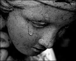 Beaucoup disent qu'il faut continuer &agrave; vivre, se relever. J'aimerais bien, mais peut-&ecirc;tre n'est-ce pas aussi facile qu'on le croit. Pour eux, nous sommes des ..., malheureusement.