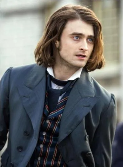 En 2015, quel est son rôle dans "Victor Frankenstein" ?