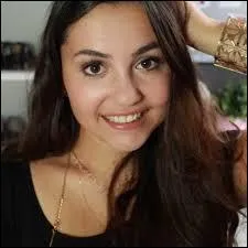 Qui est cette youtubeuse beaut&eacute; ?
