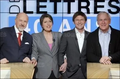 En 1975, ce candidat, ayant remporté brillamment 12 matchs, intègre l'équipe d'animateurs de l'émission "Des chiffres et des lettres", à la demande d'Armand Jammot, où il remplace Fabien Buhler :