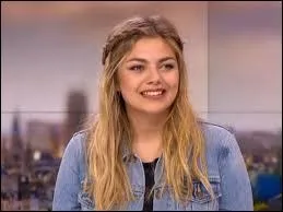 À quel télé-crochet Louane a-t-elle participé en 2013 ?
