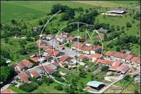 Village de 94 habitants, dans le Lunévillois, Borville se situe en région ...