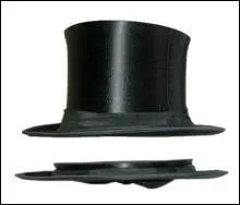 Ce chapeau est un gibus, mais il est aussi appel&eacute; "chapeau claque".