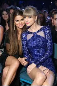 Est-elle amie avec Selena Gomez ?