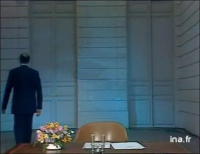 Lorsqu'on se prend un coup de pied au derrière, en politique, cela donne un "J'ai mal à la France" : qui a dit cela ?