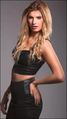 Ex-candidate des « Reines du shopping », elle attend son roi avec impatience. Elle est célibataire depuis 29 jours. Comment se nomme cette jeune fille ?