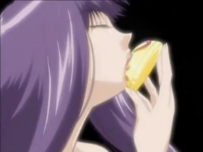 Quel est le métier d'Estelle ? (mis à part le travail de Mew Mew et de serveuse )