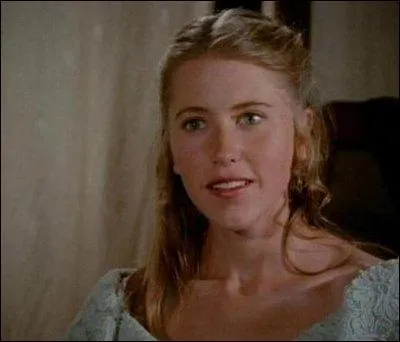 Comment s'appelle la première petite amie de Matthew ?