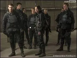 Qui meurt en premier dans l'escouade ?