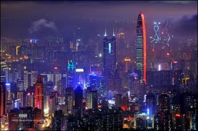 Quelle ville peut-on voir sur cette photo ?