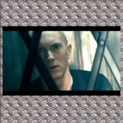 Dites-moi le nom de celui qui a chanté "The Monster" !