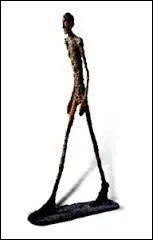En 1960, quel sculpteur réalise l'"Homme qui marche" ?