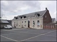 Fontaine-Notre-Dame est une commune Axonaise située en région ...