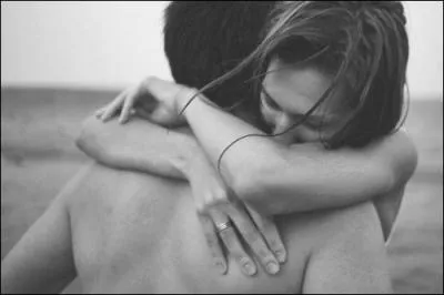 Pour terminer ce quiz, voici une question simple. Qu'utilise-t-on quand on pleure ? (le plus normal)