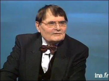 Quel écrivain à succès, membre de l'académie Goncourt, a reçu le prix Lénine en 1980 ?