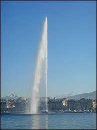 Le jet est un flux de matières qui est éjecté. C'est aussi...