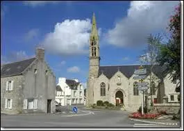 Nous partons maintenant dans l'arrondissement de Quimper, &agrave; Landudec. Nous serons en r&eacute;gion ...