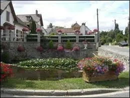 Je vous emm&egrave;ne &agrave; la d&eacute;couverte du Heaulme. Commune francilienne dans le Vexin Fran&ccedil;ais, au pied des buttes de Rosne, il se situe dans le d&eacute;partement ...
