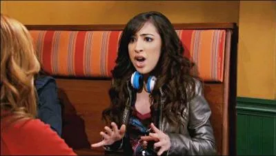 Quel est le nom de la petite amie de Deuce ?