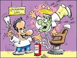 Quelle est la dénomination scientifique du "gaz hilarant", connu pour ses propriétés euphorisantes et anesthésiques ?