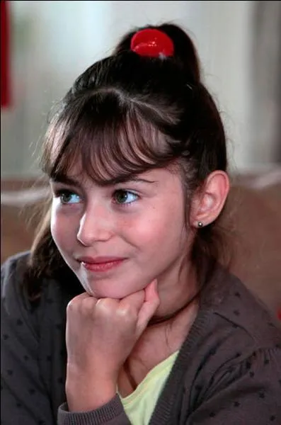 Comment s'appelle la petite sur de Clem ?