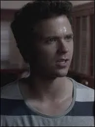 Comment s'appelle le nouvel élève ?