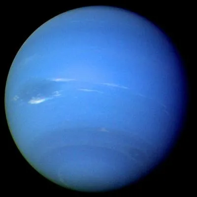 Quelle est cette planète, dont le nom lui fut donné en l'honneur du dieu Poséidon ?