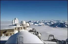 Dans quelle région se situe le Pic du Midi ?