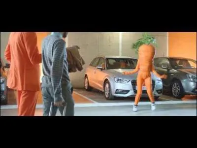Voici une publicité qui met en scène une carotte. Que vante-t-elle ?
