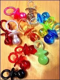 Quel est le nom de ces mini tétines translucides de toutes les couleurs, collectionnées dans les années 80-90 ?