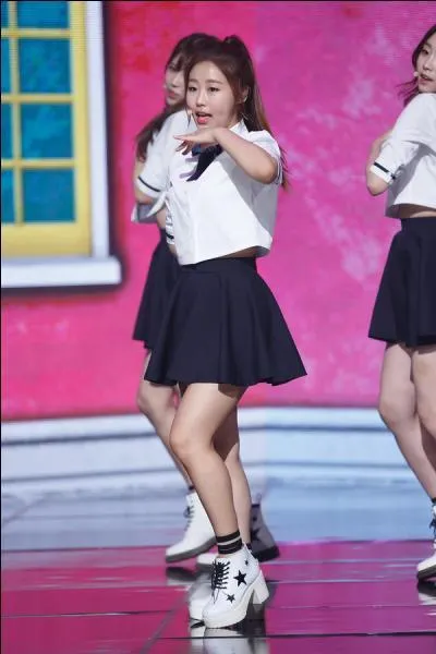 À quelle chanson correspond cette tenue  ?