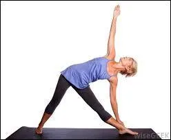 Au yoga, une posture s'appelle le triangle.