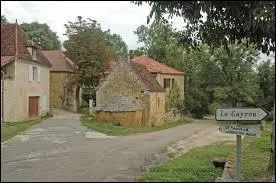 Commune midi-pyrénéenne du Quercy, en Bouriane, Lamothe-Cassel se situe dans le département ...