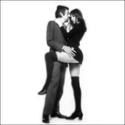 "Ruant dans les brancards, mes frafques télévivuelles m'ont valu d'être viré à pluvieurs reprives. Avec Gainfbourg et Vane Birkin, v'ai monté une émiffion fpéfialle tiré de fon album ..." (complétez ! )