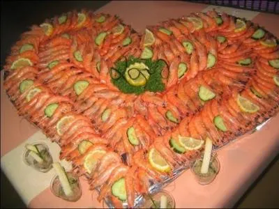 "Y a-t-il quelqu'un qui fe fouvient de fette émiffion de 1960, au titre lévèrement affriolant ? On dirait le titre d'un film de Rohmer ! "