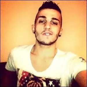 Qui est ce chanteur ?