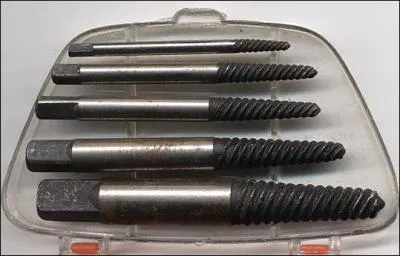 Sur cette réponse, j'espère ne pas vous jouer un tour de ...