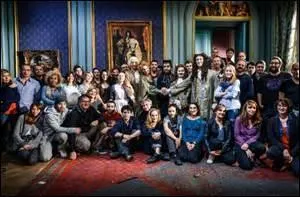 Quel nom porte cette nouvelle s&eacute;rie qui remplace SODA sur W9 ?