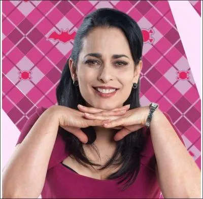 Jacqueline Arenal a le rôle de :