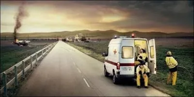 Lord de quelle guerre Hemingway a-t-il été ambulancier dans la Croix-Rouge ?