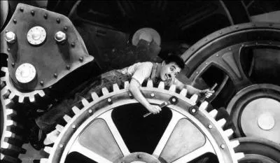 1936 - Quel est le film où l'on entend pour la toute première fois la voix de Charlot et de son fameux charabia ?