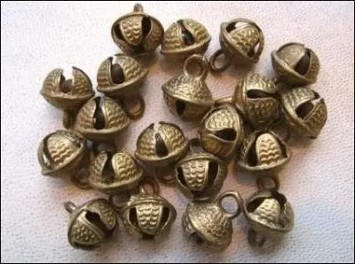 &Agrave; quelle cat&eacute;gorie d'instruments de musique appartiennent les grelots ? Vous avez r&eacute;pondu et le concert est termin&eacute; !