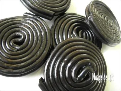 Comment appelle-t-on ces bonbons noirs ?