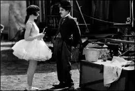 « Le Cirque » - De qui Merna est-elle amoureuse, au plus grand déplaisir de Charlot ?