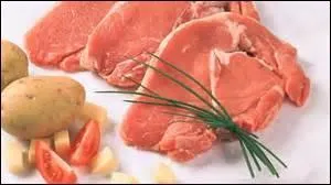 Vous êtes conviés à un grand repas de famille.