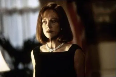 Après la romance, retour à l'action en 1996 avec "Les pleins pouvoirs" : succès d'estime aux USA, mais financièrement ?